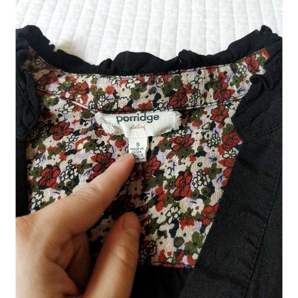 Porridge Anthropologie XS Aidan Black Blouse Roll Sleeves - Picture 3 of 5